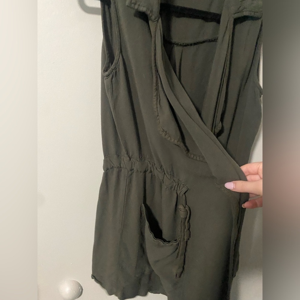 About A Girl Olive Vest - Picture 2 of 5